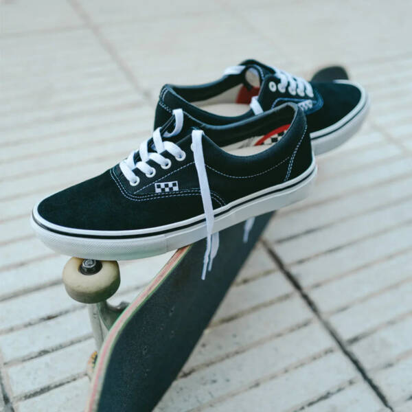 Tênis Vans Skate Era Black White