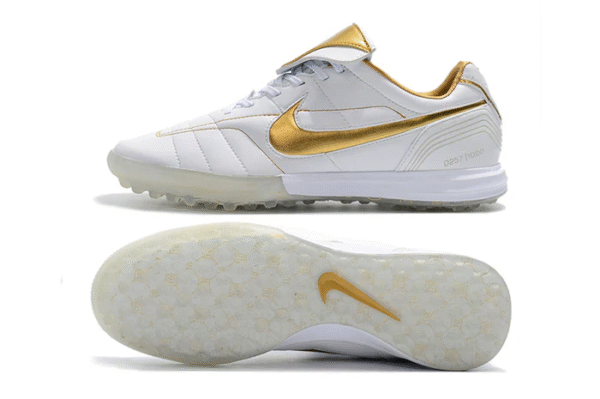 Chuteira Nike Retro Tiempo Legend 7 Elite TF Branco e Gold Society