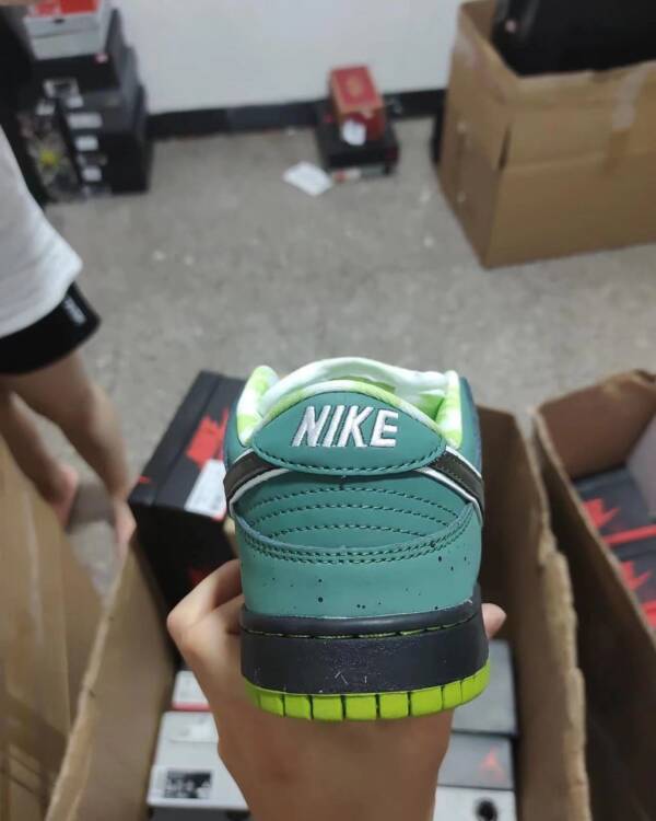 Concepts x Nike SB Dunk Low Green Lobster